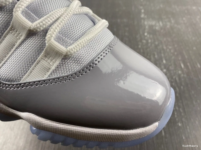 Kicktheory Grey AV2187-140 Air 11 Cement Low Jordan 0727